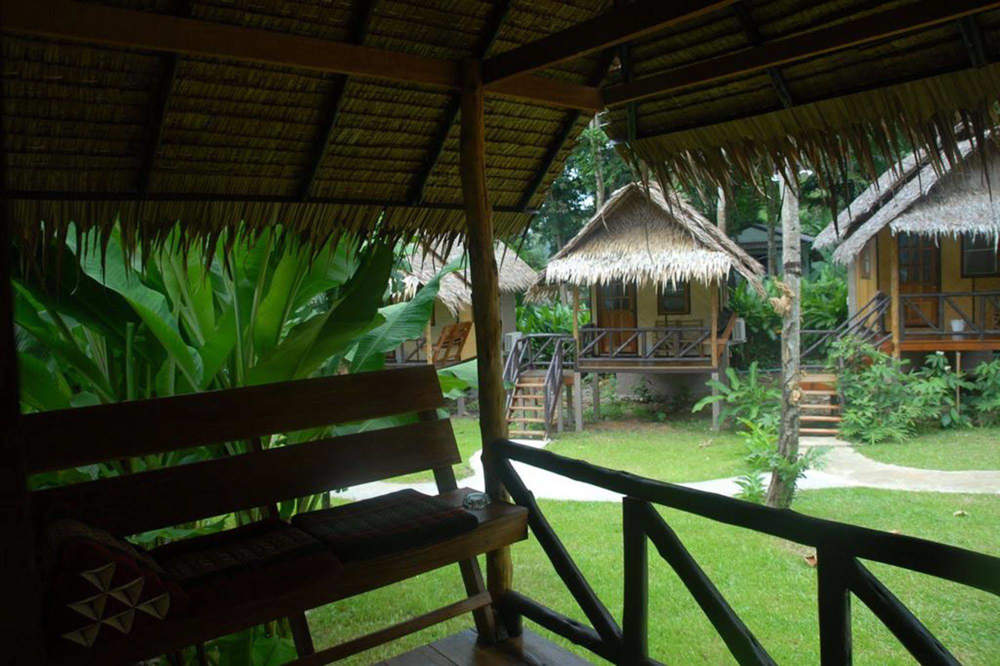 Отель Jungle Garden Ко Чанг Экстерьер фото